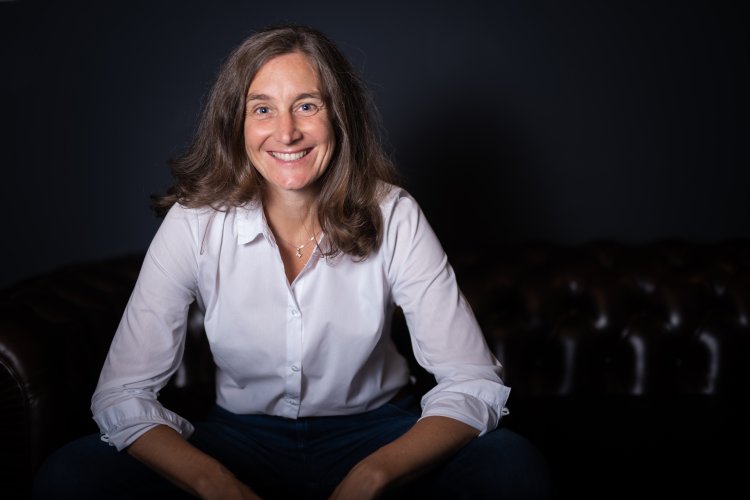 Eva entschieden dunkelblau